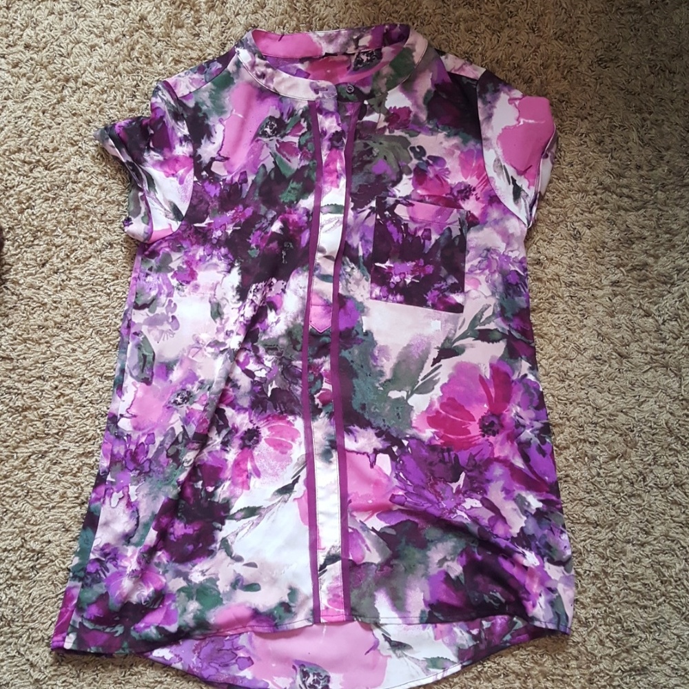 Simply Vera Wang shirt